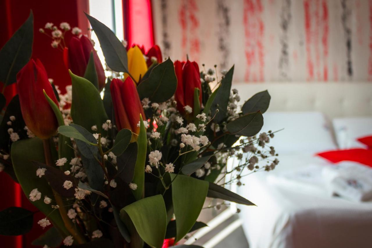 5 elementi Bed and Breakfast Porto Empedocle Kamer foto