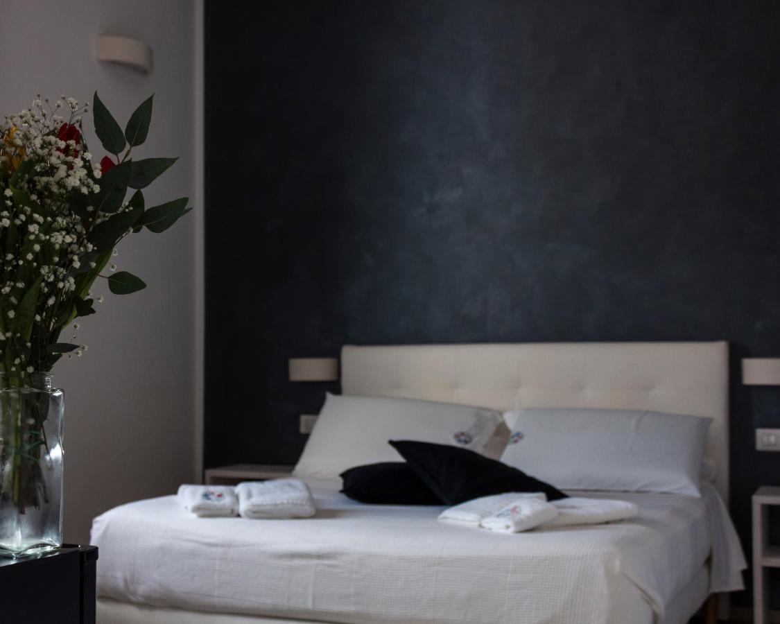 5 elementi Bed and Breakfast Porto Empedocle Buitenkant foto