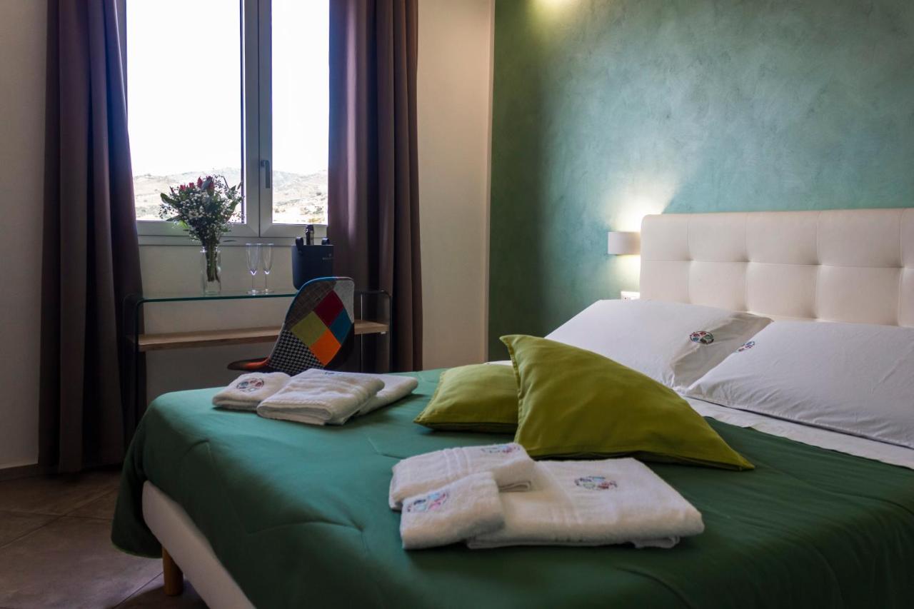 5 elementi Bed and Breakfast Porto Empedocle Kamer foto