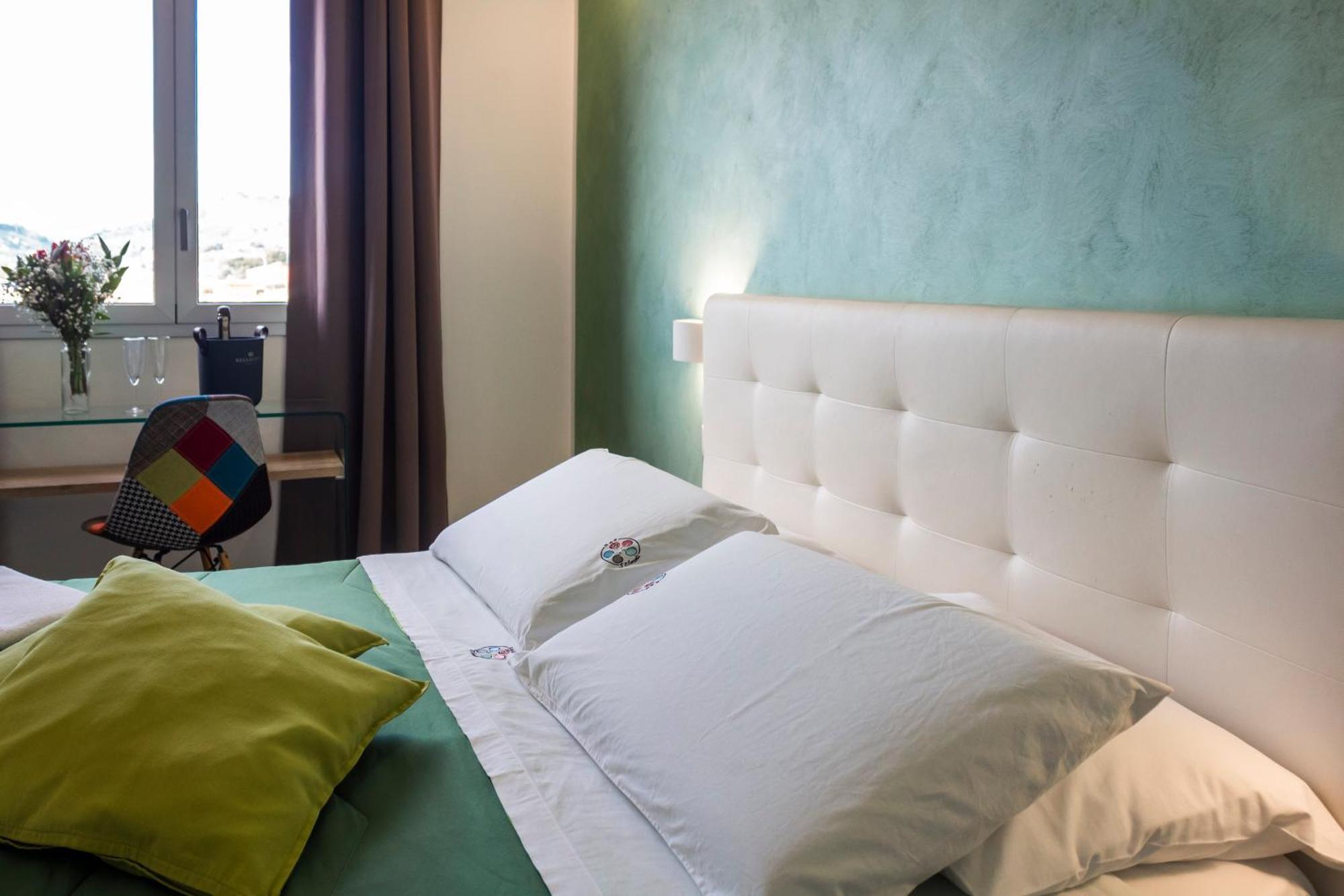 5 elementi Bed and Breakfast Porto Empedocle Kamer foto