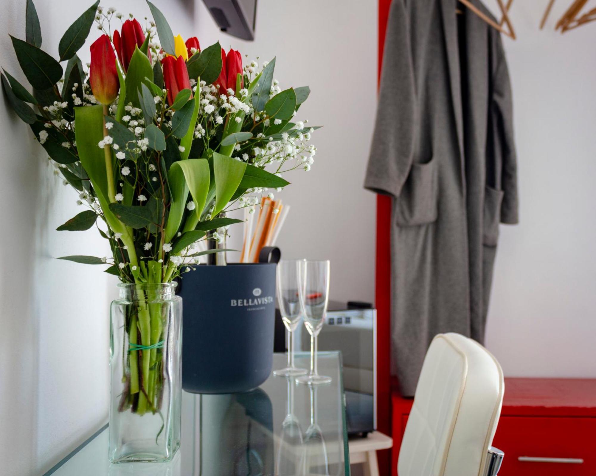 5 elementi Bed and Breakfast Porto Empedocle Kamer foto
